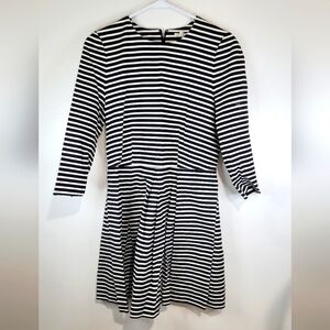 NWT Gap Women’s Long Sleeve Navy Blue White Horizontal Stripe A-Line Dress Sz 8.